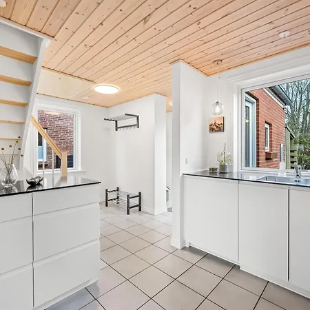 Holiday home Adam - 1-5km To The Inlet By Interhome *